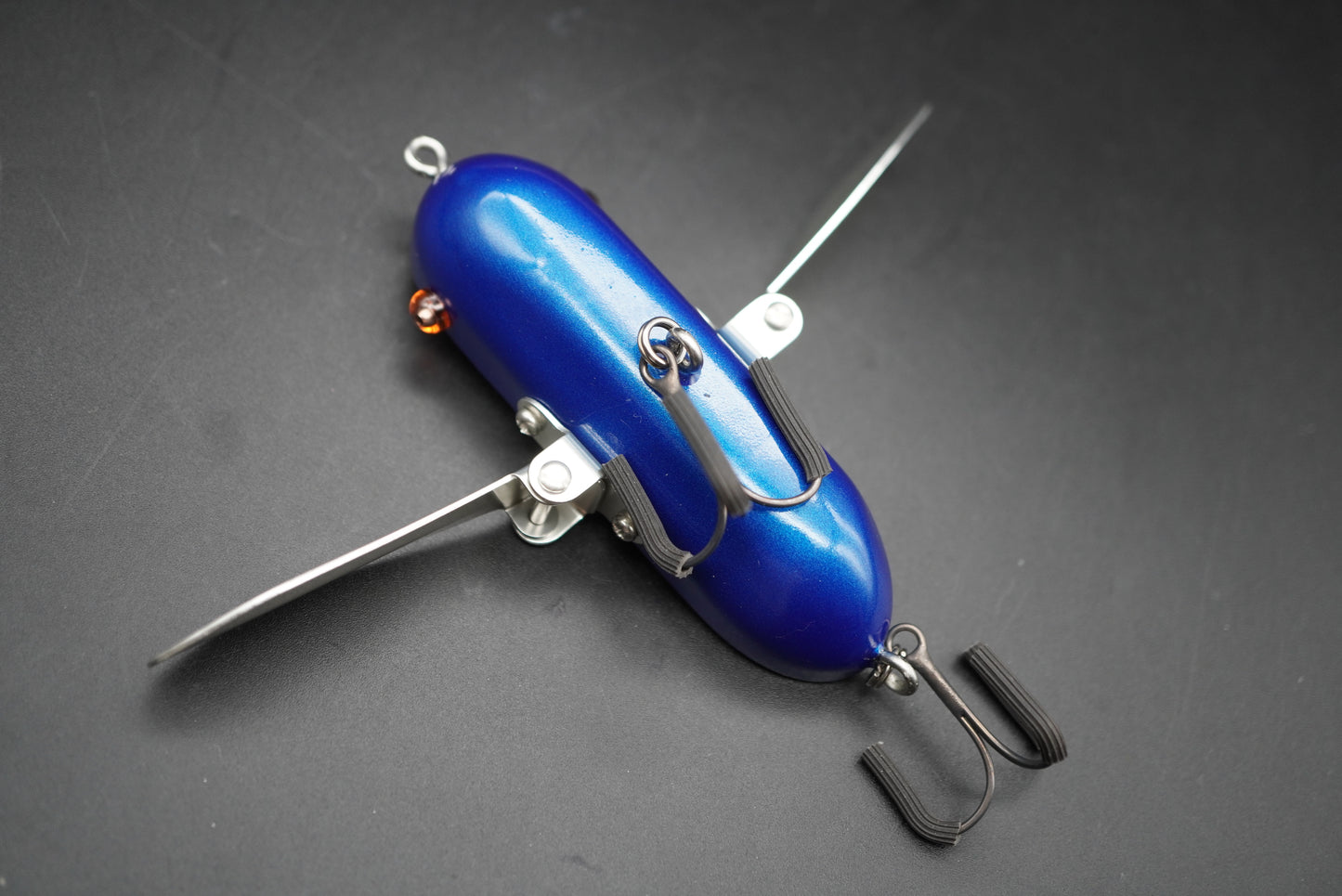 Lord of the Three Feathers (Moeginushi)