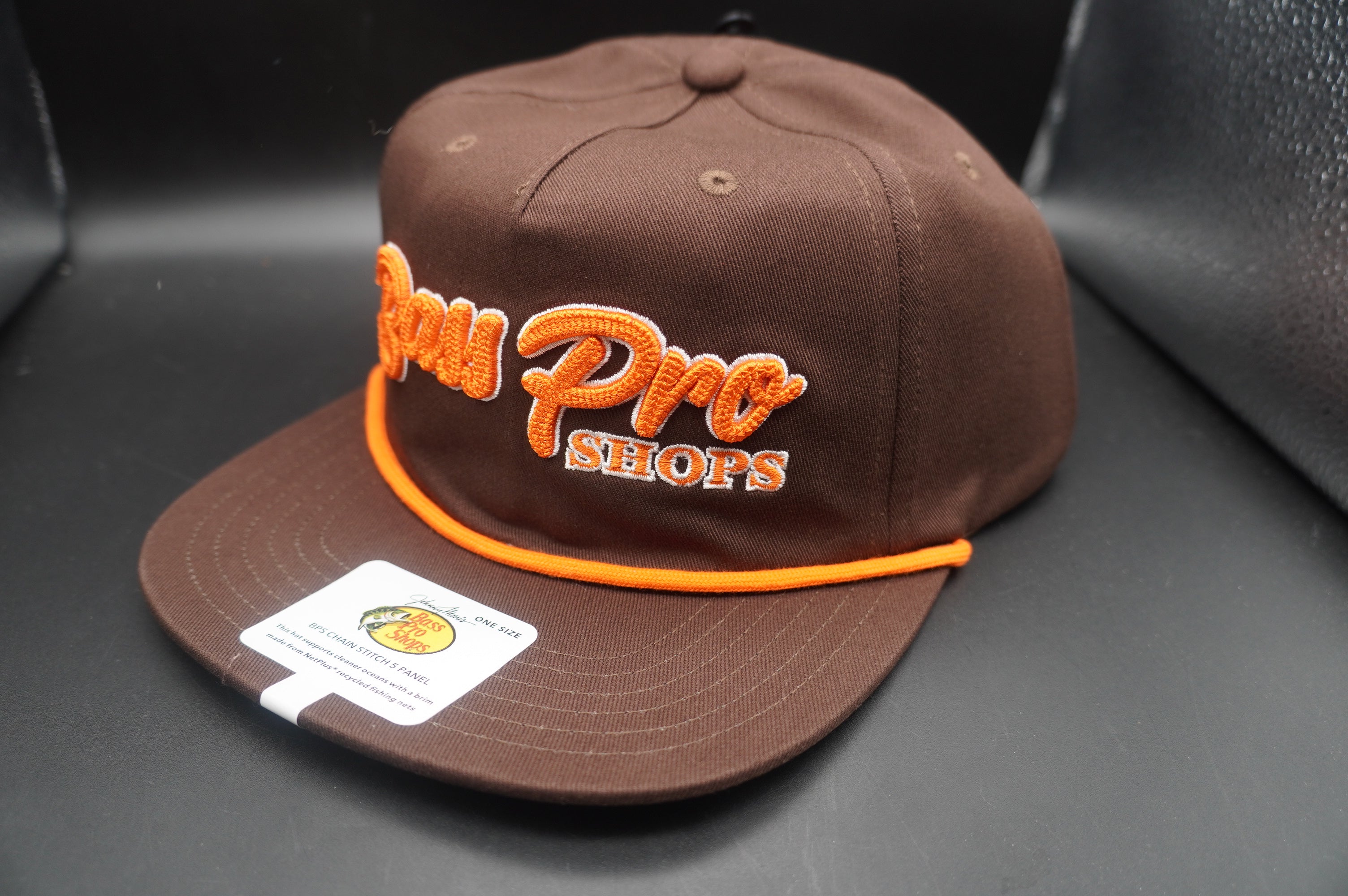 希少　ビンテージ　Bass Pro Shops レザー　メッシュ　ブラウン Bass Pro Shops Chain Stitch Snapback Cap - Brown(刺繍ロゴ) – 主