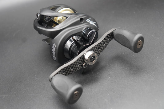 G-nius グラビアス K.IMAE Knight Raven 8.1 入荷しました！