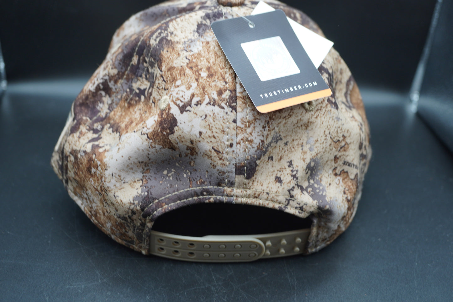 Bass Pro Shops Gameday Solid-Back Cap TrueTimber Prairie(刺繍ロゴ)