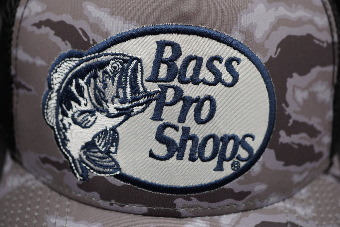 Bass Pro Shops Performance Mesh-Back Cap - Black Camo(刺繍ロゴ)