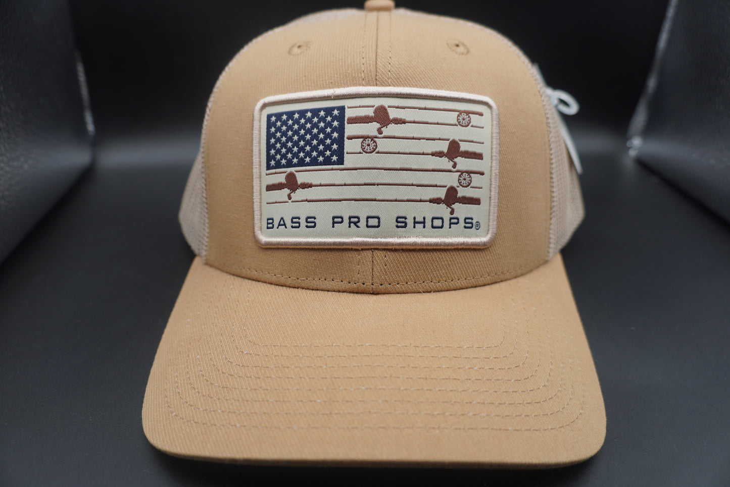 Bass Pro Shops Fishing Rod Flag Mesh-Back Snapback Cap - Brown(刺繍ロゴ)