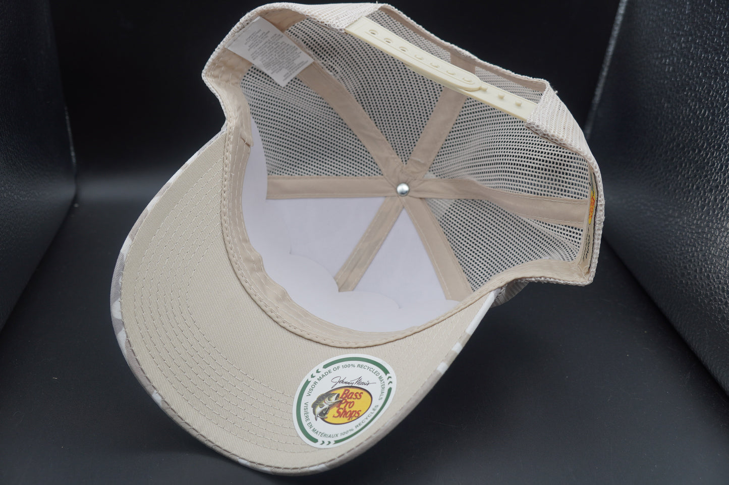 Bass Pro Shops Embroidered Mesh Cap - Khaki Duck Camo(刺繍ロゴ)