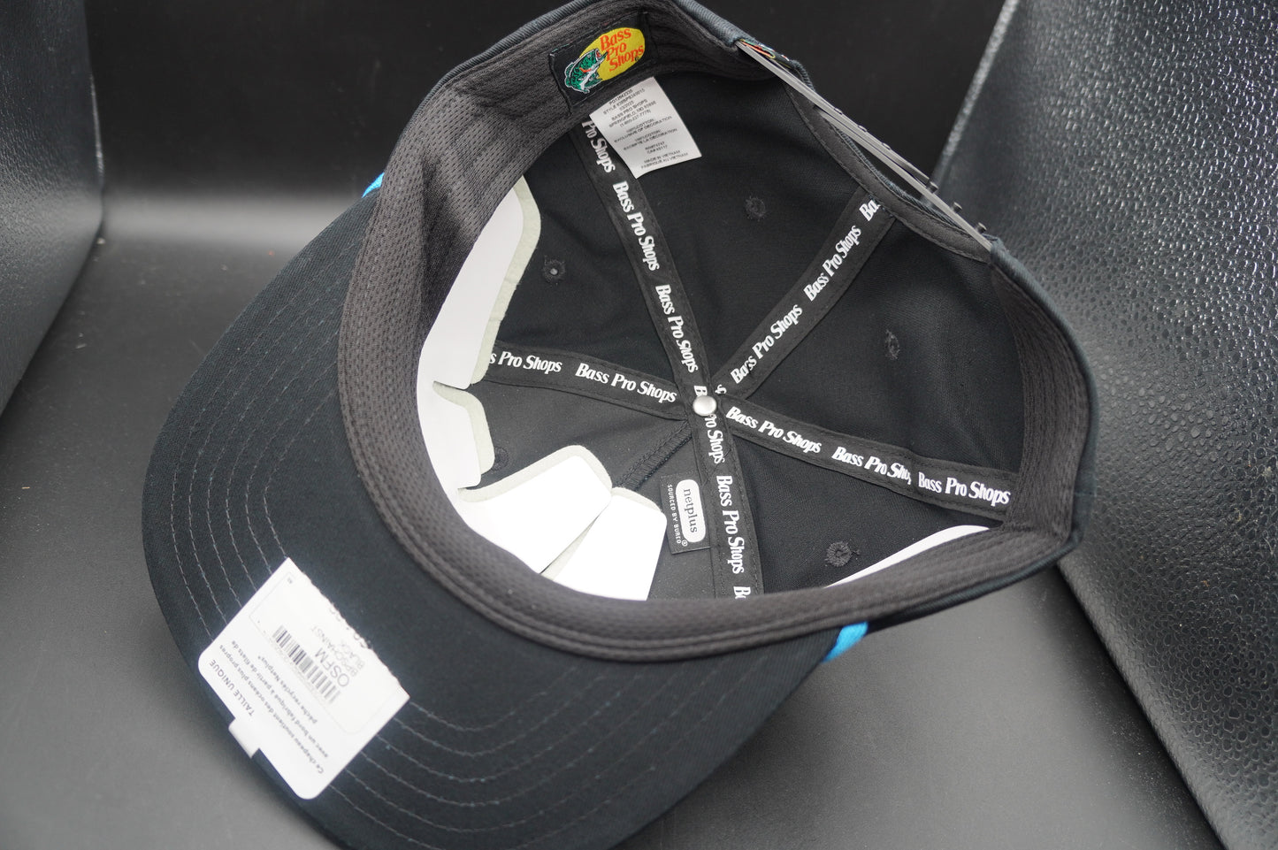 Bass Pro Shops Fishing Rod Flag Mesh-Back Snapback Cap - Black (Embroidered Logo)