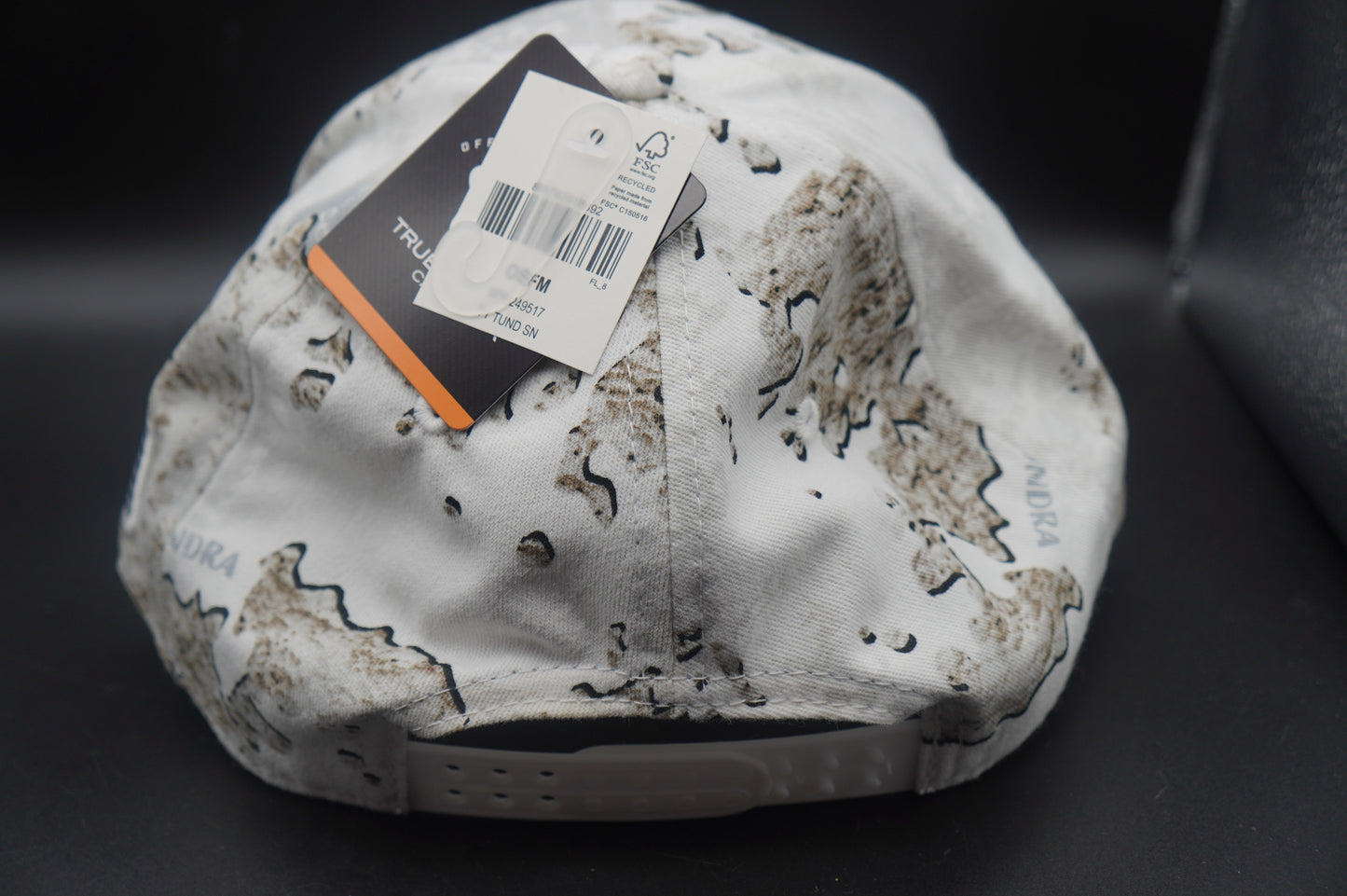 Bass Pro Shops Gameday Solid-Back Cap - TrueTimber Tundra(刺繍ロゴ)