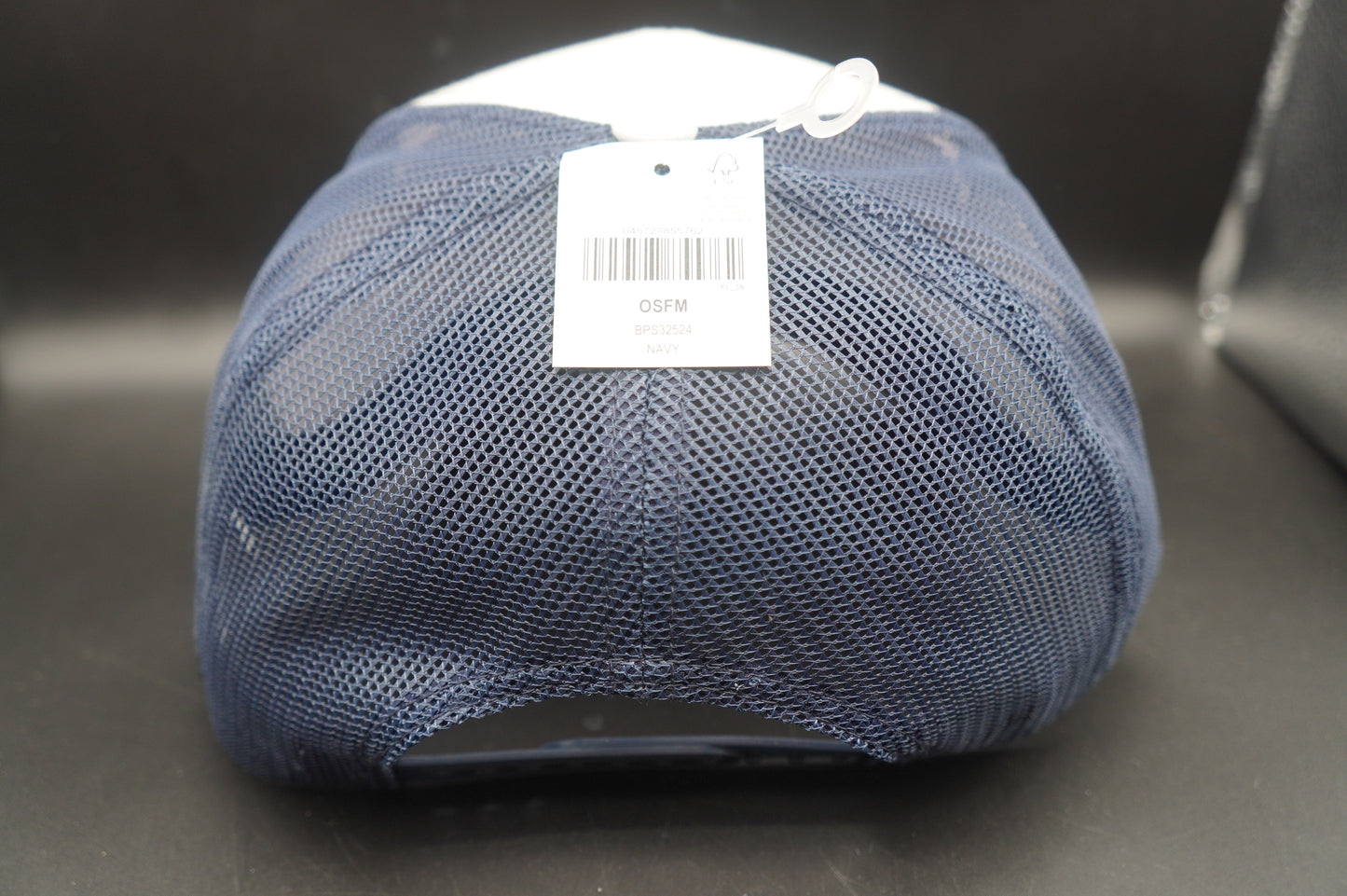 Bass Pro Shops Embroidered Logo Mesh-Back Cap - Navy(刺繍ロゴ)